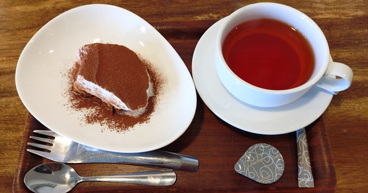 ティラミスと紅茶のカフェセット